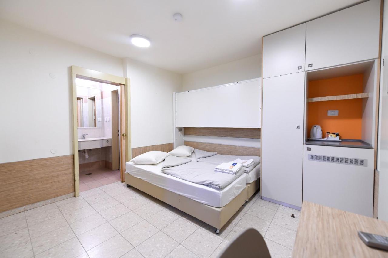 Hi - Arad Hostel ภายนอก รูปภาพ